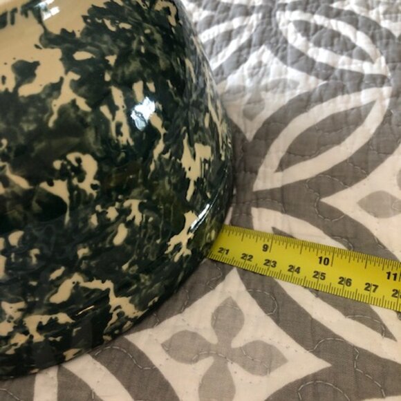 Brothers Potteries Spongewear Pottery 8" Bowl, Green Made in Canada, Norwich, ON - Picture 6 of 7